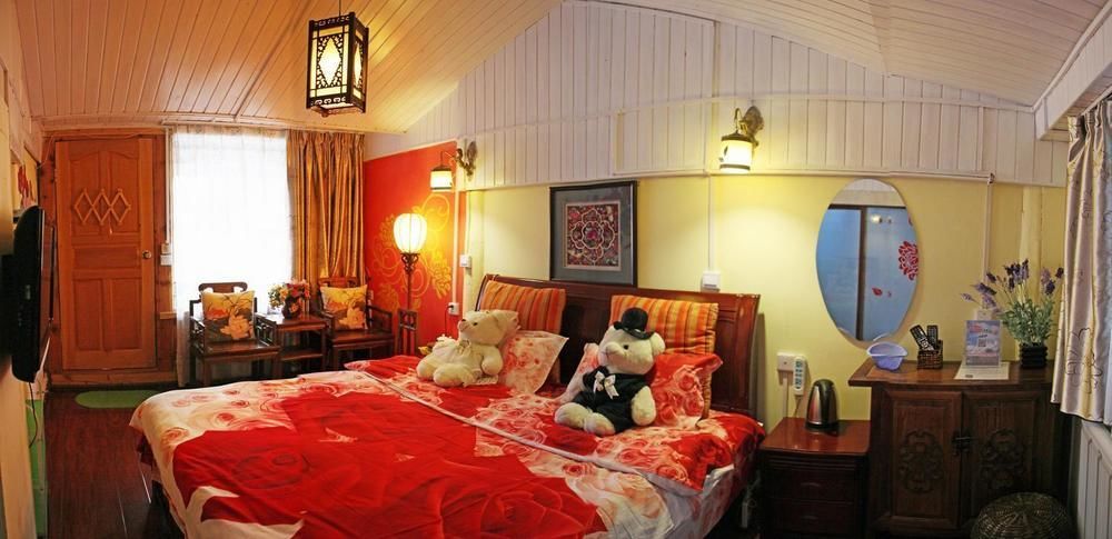 Tree'S Tale Hotel - Lijiang Лицзян Экстерьер фото